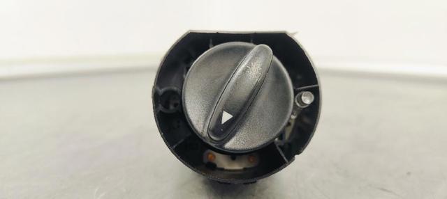 VAG 4B1941531C Interruptor de luces en el tablero  disponible España