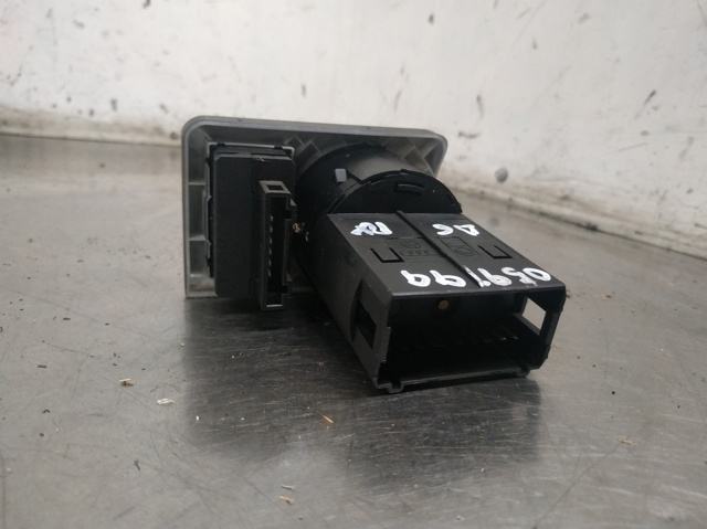 4B1941531C VAG Interruptor de luces en el tablero  disponible Vigo