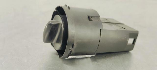 4B1941531C VAG Interruptor de luces en el tablero  en stock Huelva
