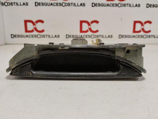 4B2837886 VAG Soporte de manija exterior de puerta trasera derecha  en stock Huelva