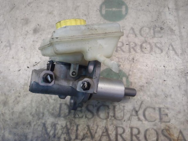 4B3611021 Cilindro maestro de frenos comprar Girona