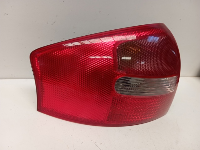 4B5945095B Piloto trasero izquierdo comprar Girona