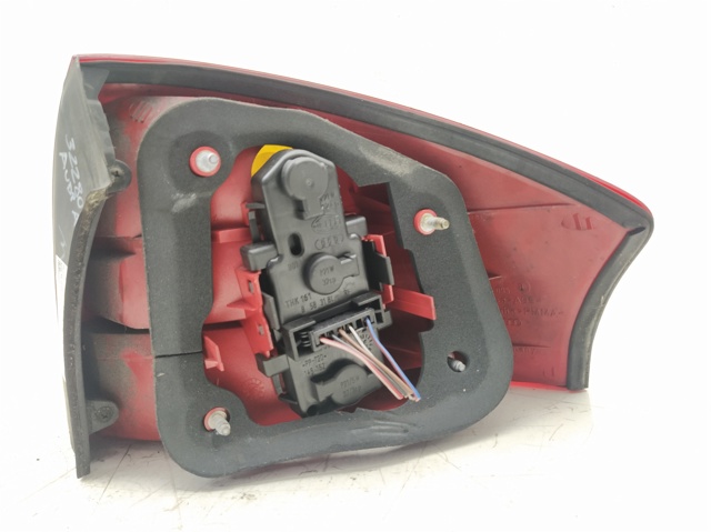 4B5945095B VAG Piloto trasero izquierdo  comprar en Oviedo