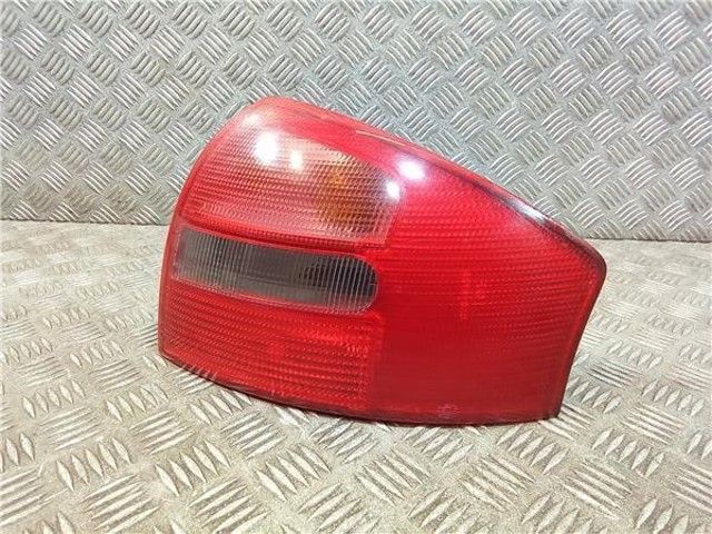 4B5945096 VAG Piloto trasero derecho  comprar en Jaén