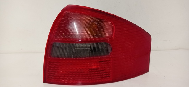 4B5945096 VAG Piloto trasero derecho  comprar en Oviedo