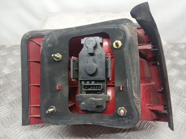 4B9945096D Piloto trasero derecho  disponible Málaga