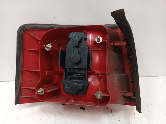 4B9945096D3FZ VAG Piloto trasero derecho comprar Madrid