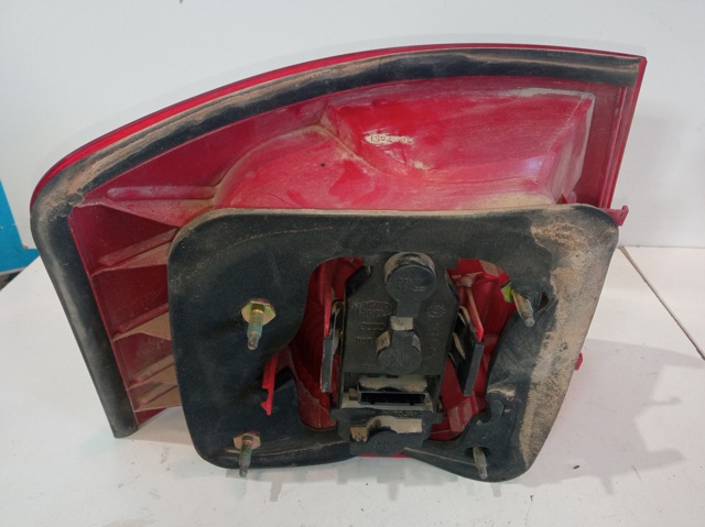 VAG 4B9945096F Piloto trasero derecho comprar Tarragona
