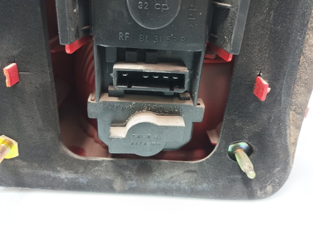 4B9945096F Piloto trasero derecho  comprar en Reus