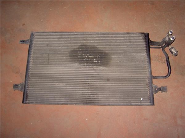 4D0260401A VAG Condensador de aire acondicionado  comprar en Jaén