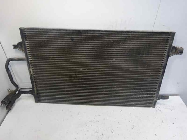 VAG 4D0260401A Condensador aire acondicionado  en stock Salamanca