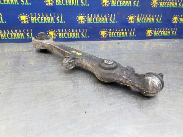 4D0407151P Brazo inferior izquierdo/derecho de suspensión delantera  comprar en Pontevedra