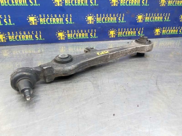 4D0407151P VAG Brazo inferior izquierdo/derecho de suspensión delantera  disponible Ourense
