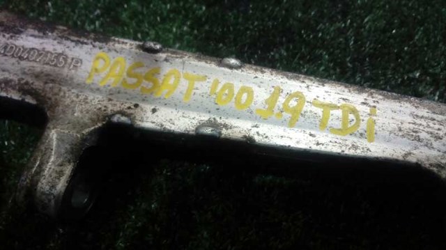 VAG 4D0407155P Brazo inferior izquierdo/derecho de suspensión delantera  comprar en Ponferrada