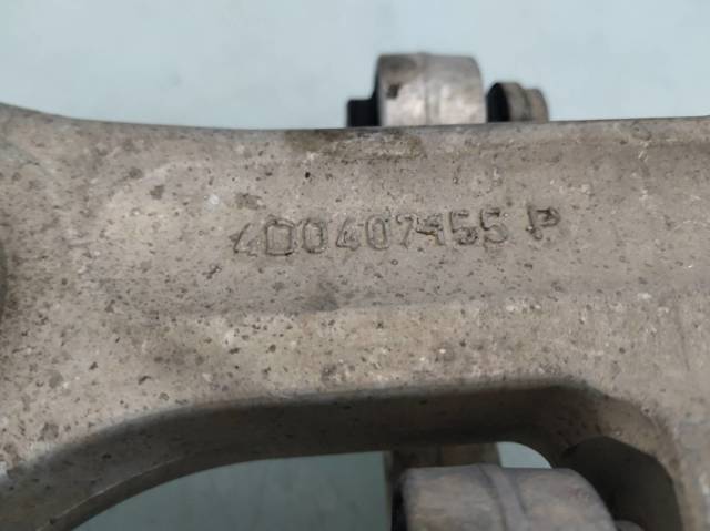 4D0407155P VAG Brazo inferior izquierdo/derecho de suspensión delantera  en stock Córdoba