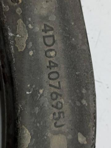 VAG 4D0407695J Brazo inferior izquierdo de la suspensión delantera  en stock Salamanca
