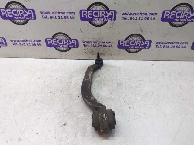 VAG 4D0407696J Brazo inferior derecho de la suspensión delantera comprar Barcelona