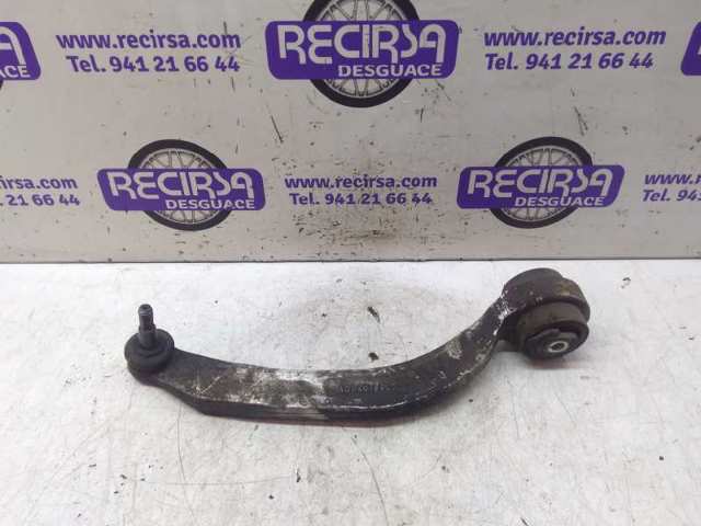 4D0407696J Brazo inferior derecho de la suspensión delantera  en stock Sabadell
