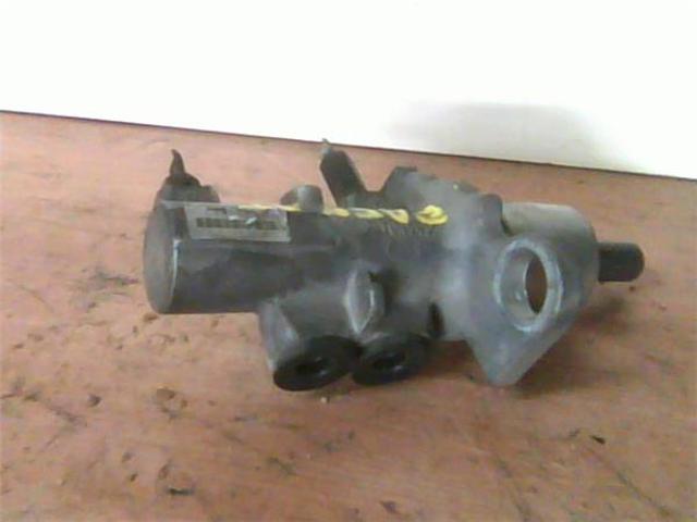 4D0611021B VAG Cilindro maestro de frenos  en stock Huelva