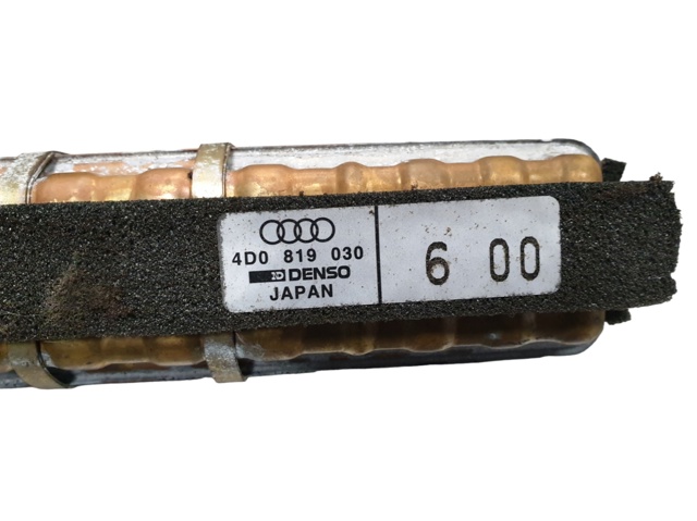 Radiador de calefacción 4D0819030 VAG
