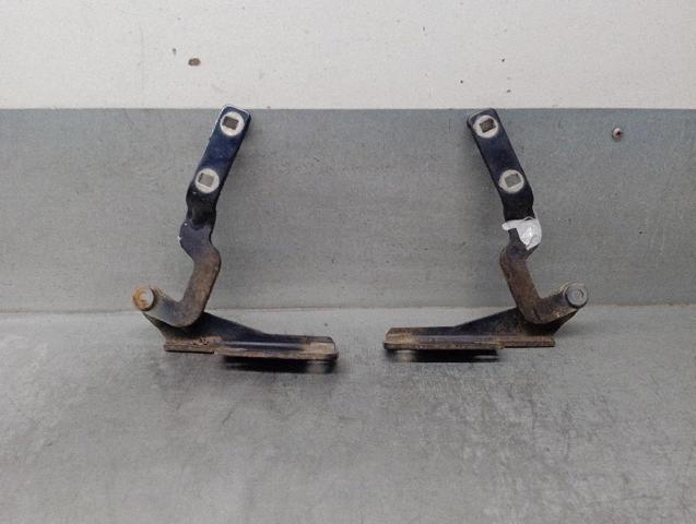 4D0823302C VAG