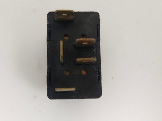 4D095985501C VAG