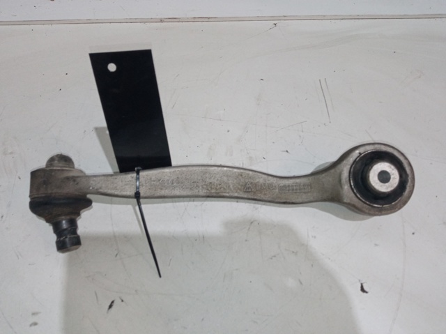 VAG 4E0407510B Brazo superior derecho de la suspensión delantera  disponible España