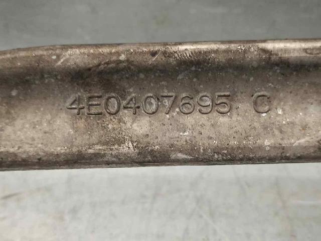 4E0407695C Brazo inferior izquierdo de la suspensión delantera  en stock Sabadell