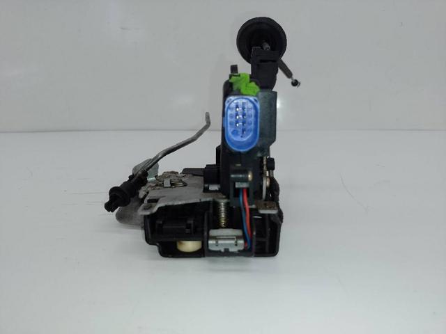 VAG 4E0839016 Cerradura de la puerta trasera derecha  en stock Salamanca