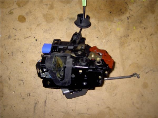 Motor cierre centralizado trasero derecho para audi a8 (4e2) 3.0 tdi quattro asb 4E0839016