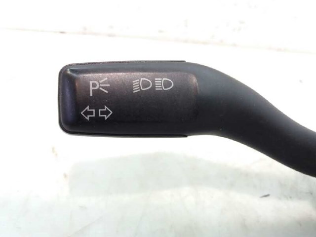 4E0953513K Conmutador izquierdo de la columna de dirección  disponible Málaga