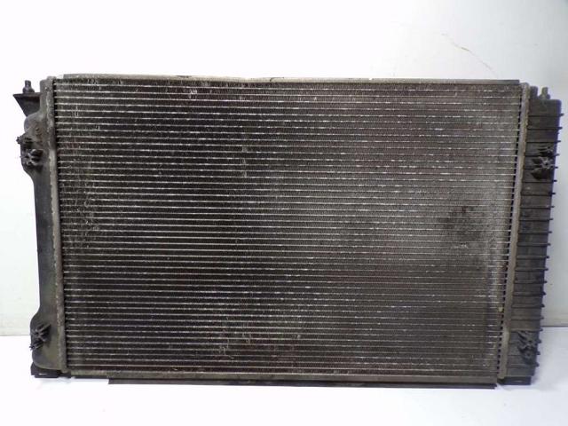4F0121251M Radiador de refrigeración del motor  comprar en Reus