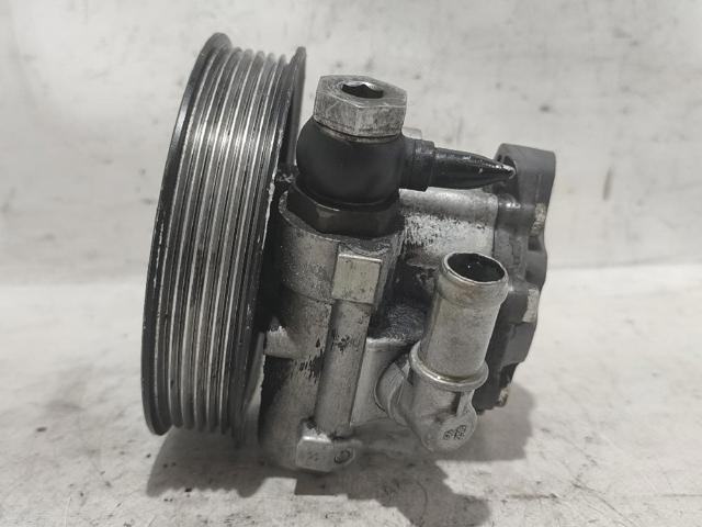 VAG 4F0145155A Bomba de dirección  en stock Terrassa