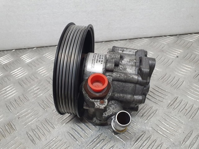 4F0145155A Bomba de dirección asistida  comprar en Pontevedra