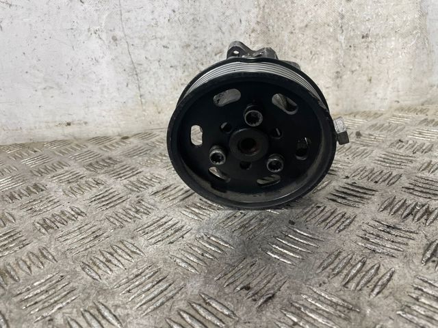 VAG 4F0145155E Bomba de dirección comprar Pamplona