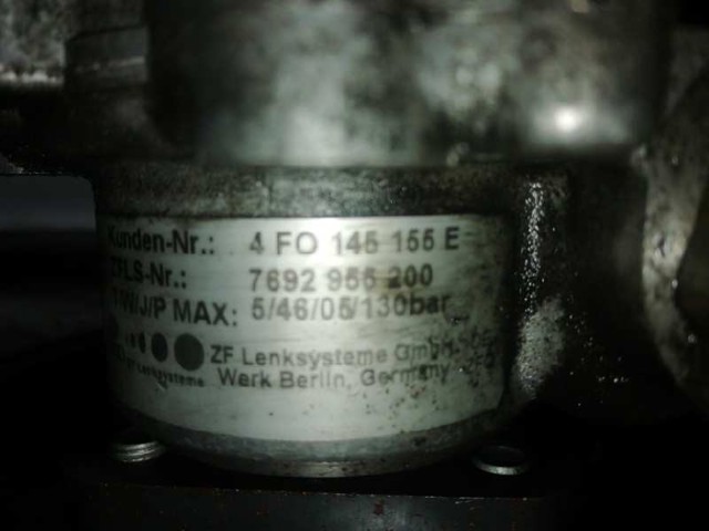 4F0145155E Bomba de dirección asistida  comprar en Pontevedra