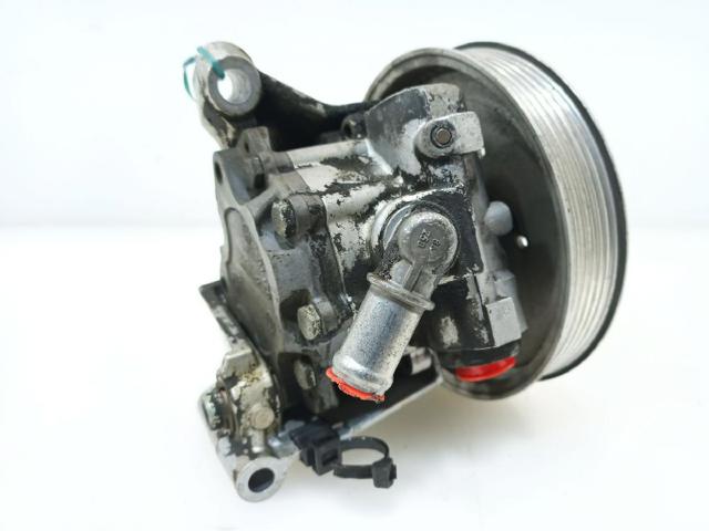 4F0145155H Bomba de dirección  en stock Granada