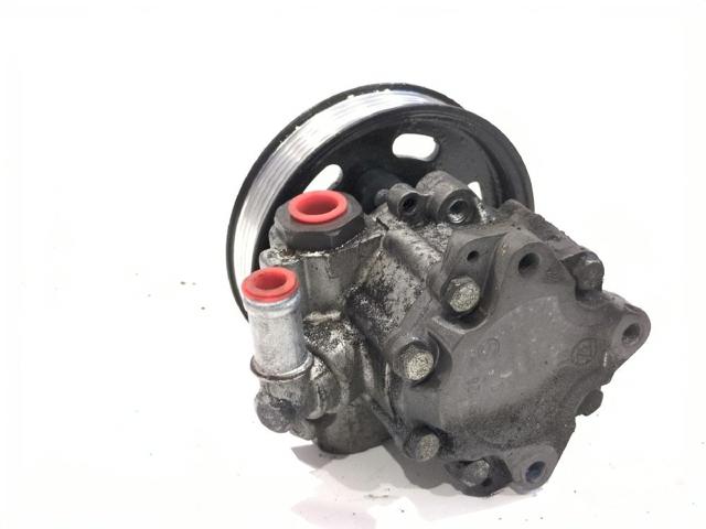 4F0145155P Bomba de dirección  en stock Sabadell