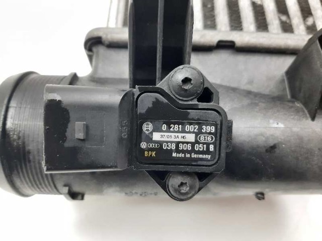 Radiador de aire de admisión Audi A6 4F2