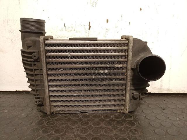 Radiador de intercooler 4F0145806R VAG