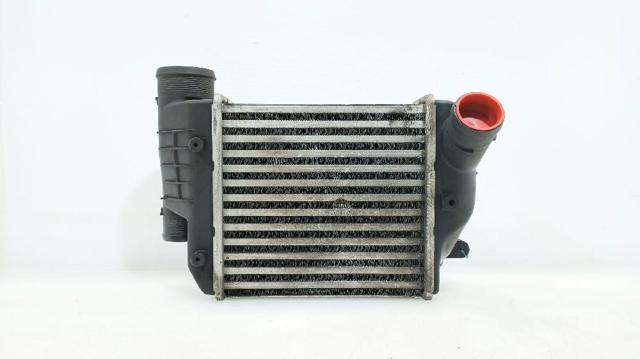 Radiador de aire de admisión 4F0145806T VAG
