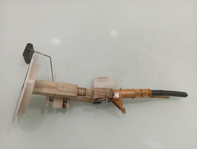 4F0201317 Aforador de nivel de combustible  disponible Burgos
