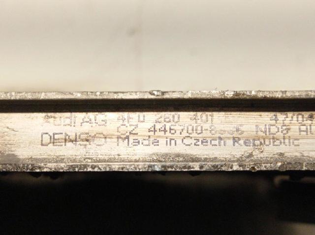 4F0260401E Condensador de aire acondicionado  disponible Málaga
