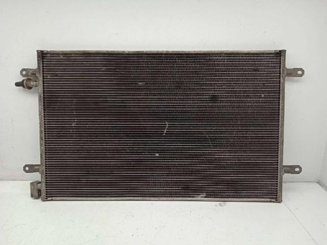 4F0260401E Condensador de aire acondicionado  comprar en Zaragoza