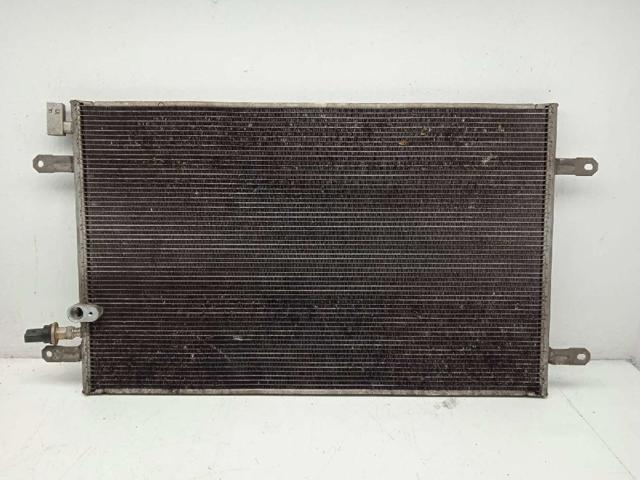VAG 4F0260401E Condensador aire acondicionado  en stock Terrassa