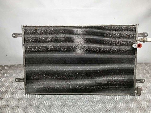 Radiador de aire acondicionado 4F0260403P VAG