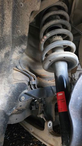 4F0413031BN Amortiguador delantero  comprar en Reus