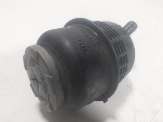 Depósito de bomba de dirección hidráulica Audi A4 8K2