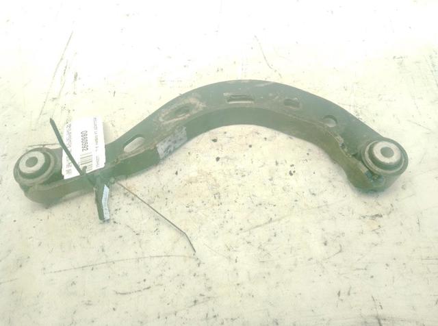 VAG 4F0505323K Brazo superior de suspensión trasera izquierdo/derecho  en stock Terrassa