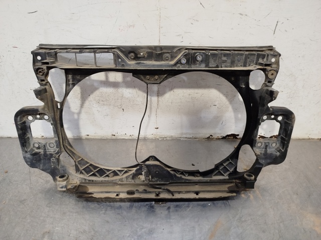 Soporte de radiador  Audi A6  (4B2, 4B4)